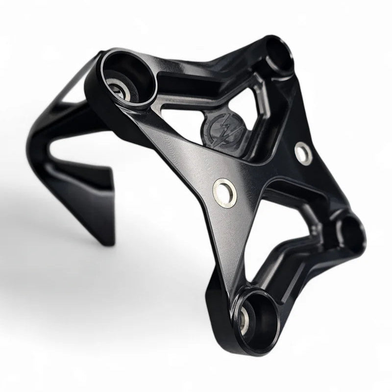 Elektric Offroad 2017+ Can Am X3 Maverick 6 bolt EOD XL Radius Rod Plate with Tow Hook Black