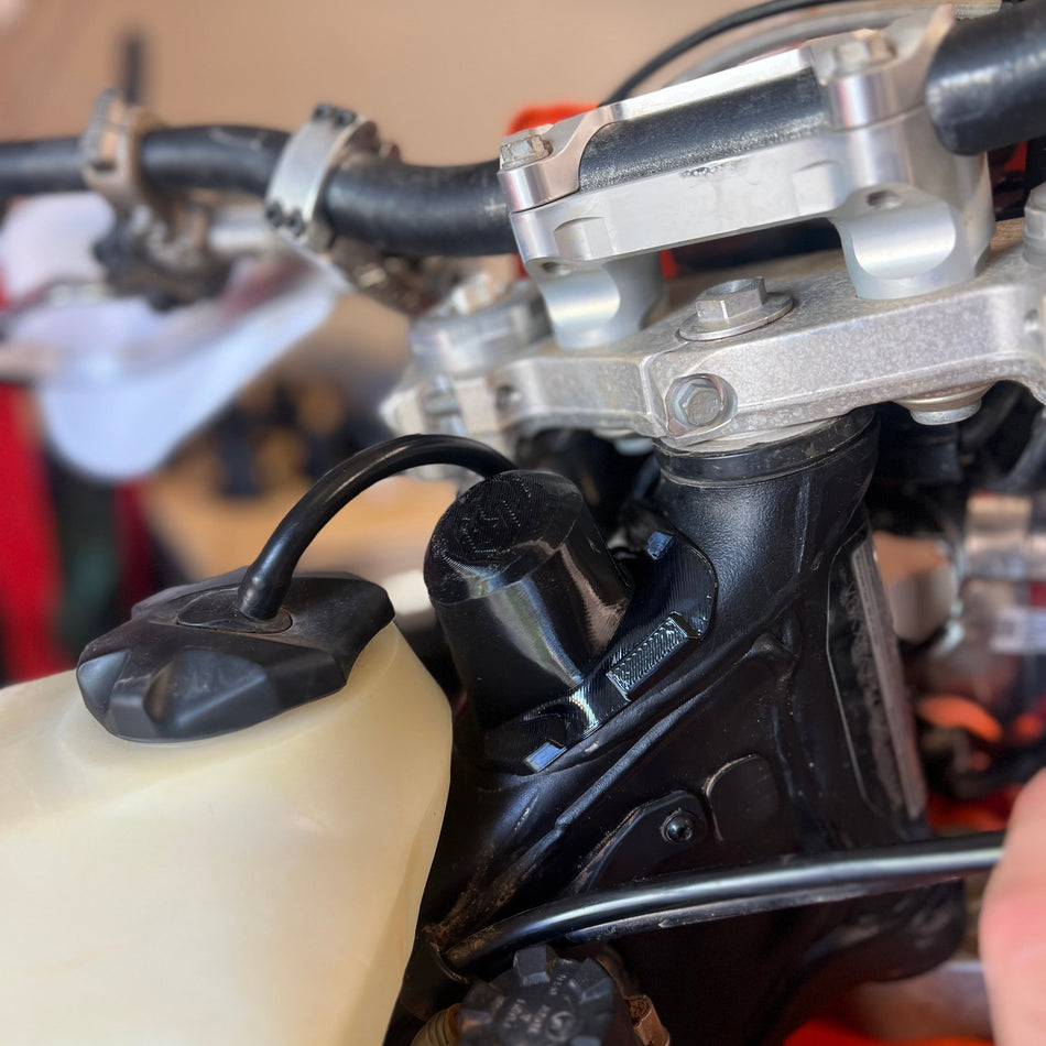 Crosslinked Components 2 Stroke Oil Fill Cap Cover