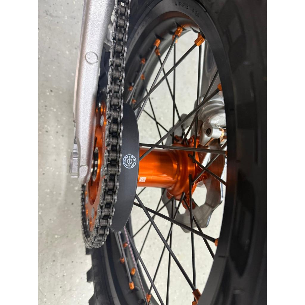 Bulletproof Designs Chain Tangle Eliminator KTM/HUS/GAS/BETA | TR - EU - CTEKTM - BLK - MojoMotoSport.com