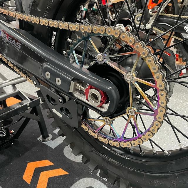 Crosslinked Components HD Swingarm Protectors 2023+ KTM/HUS/GAS Linkage | KL23 - MojoMotoSport.com