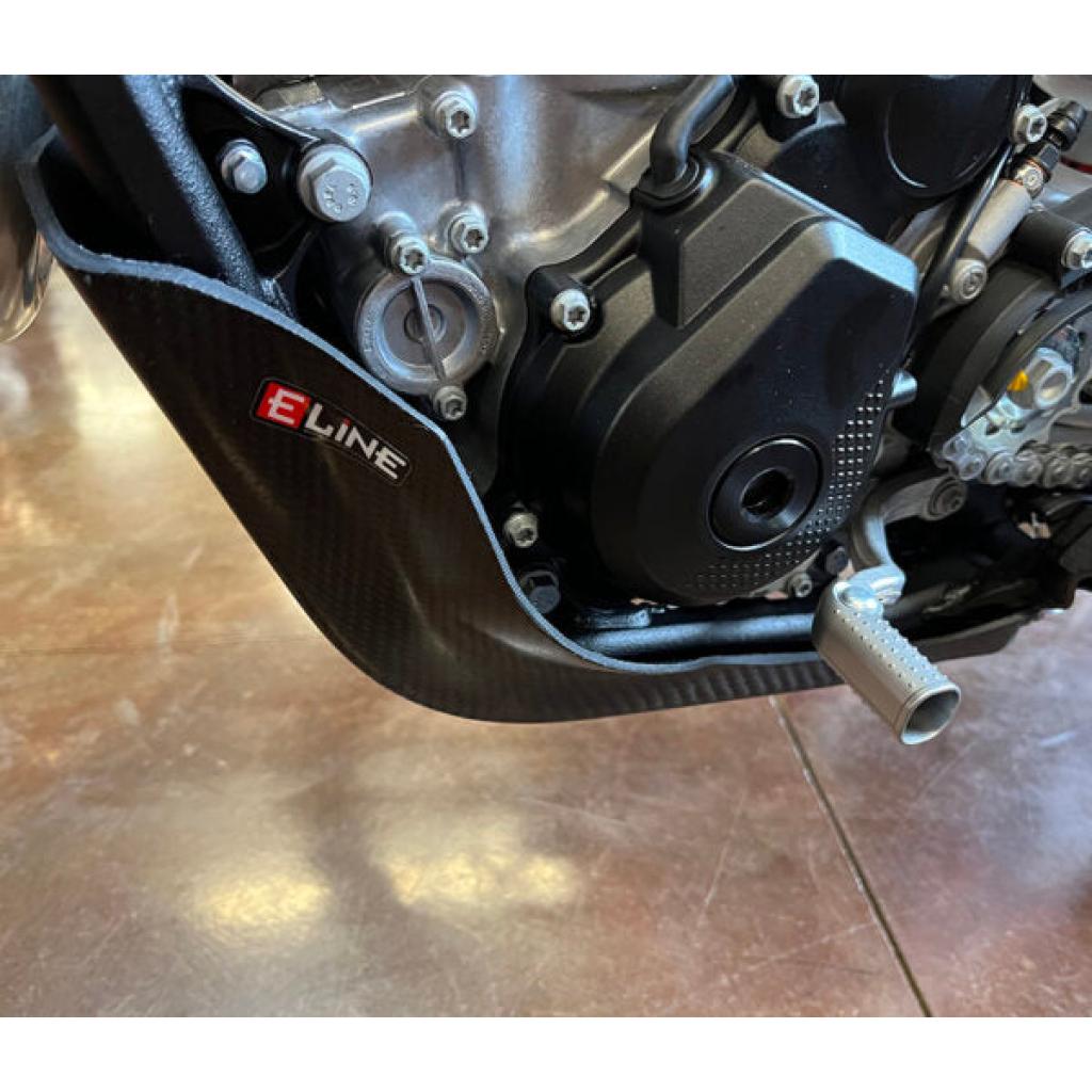 E - Line - KTM/Husqvarna 250/350 Carbon Fiber Skid Plate 2023 - UP | MSP25023 - MojoMotoSport.com