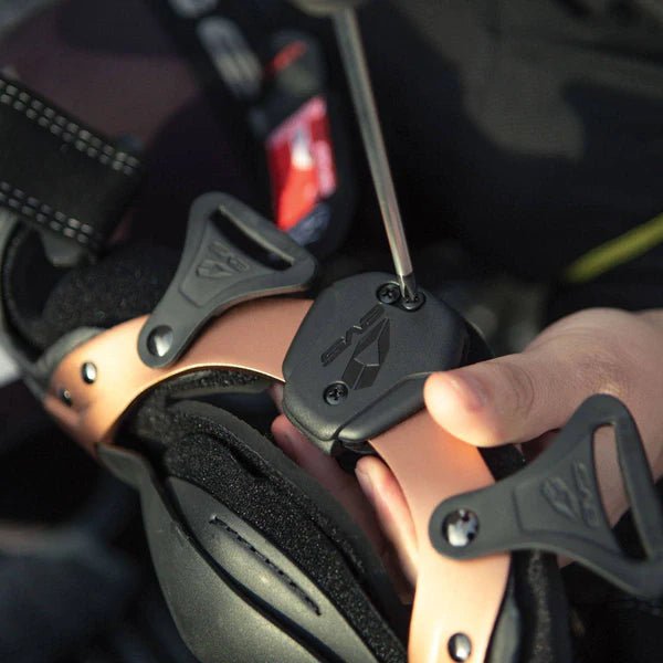 EVS Axis Pro Knee Braces | AXISP - BK/COP - MojoMotoSport.com