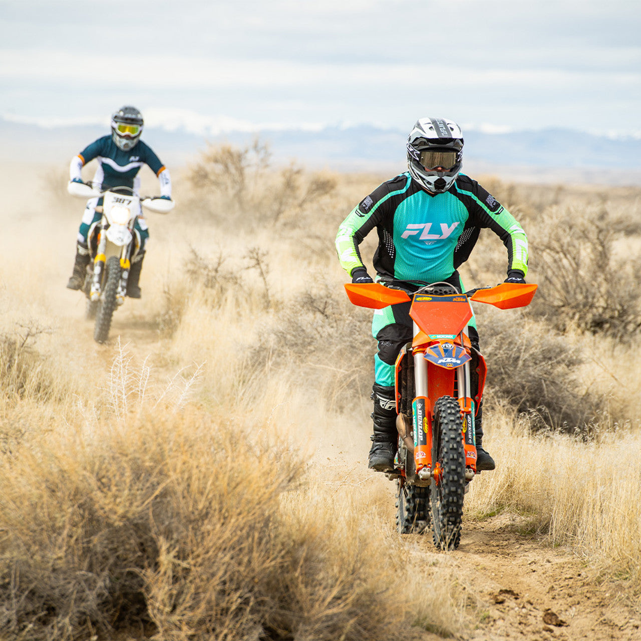 Fly Racing F-16 Racewear A/B 2026 Jersey/Pant Kit | MojoMotoSport.com