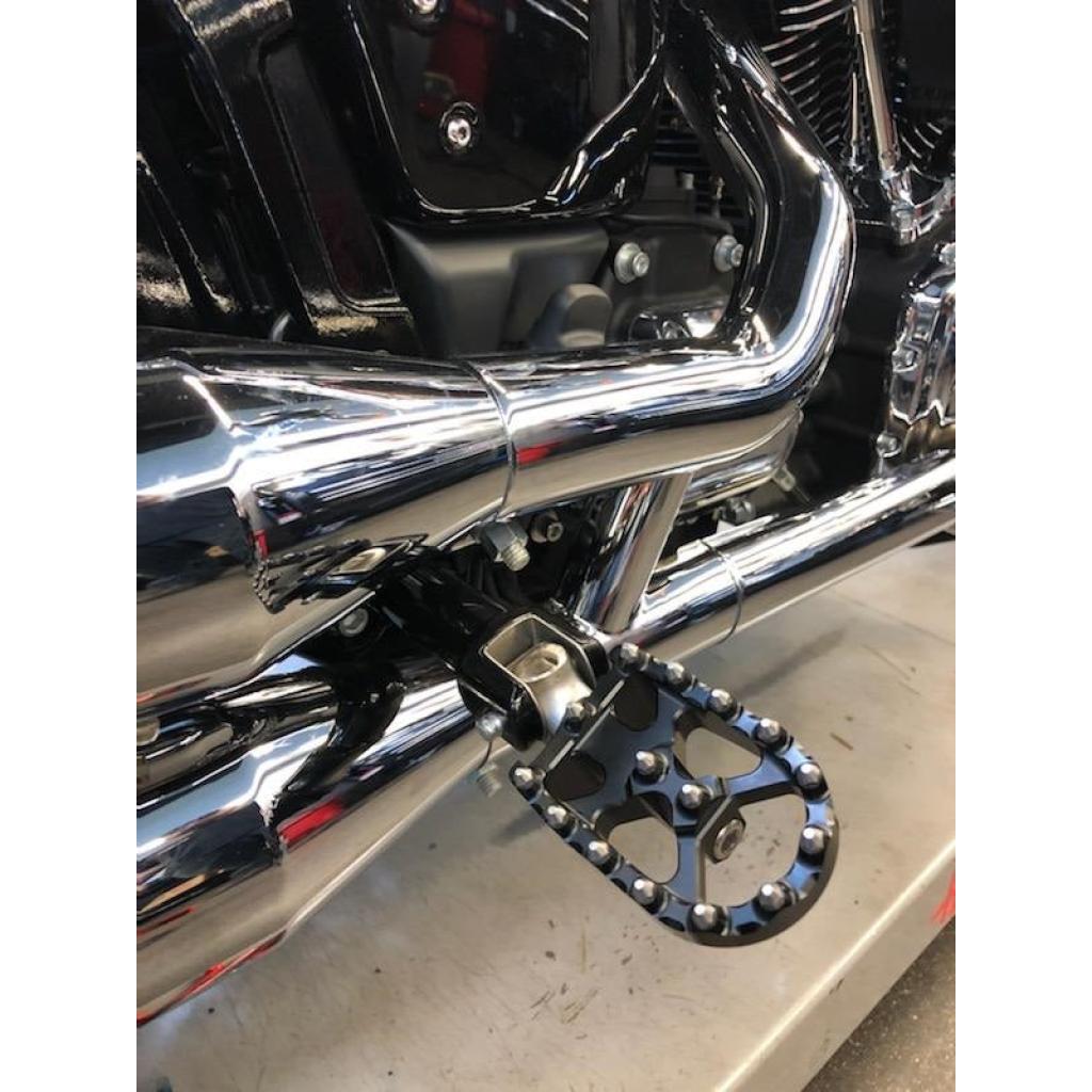 FLO Moto Style Passenger Pegs Black M8 Softail HARLEY | FPEG - 800 - 5 - MojoMotoSport.com