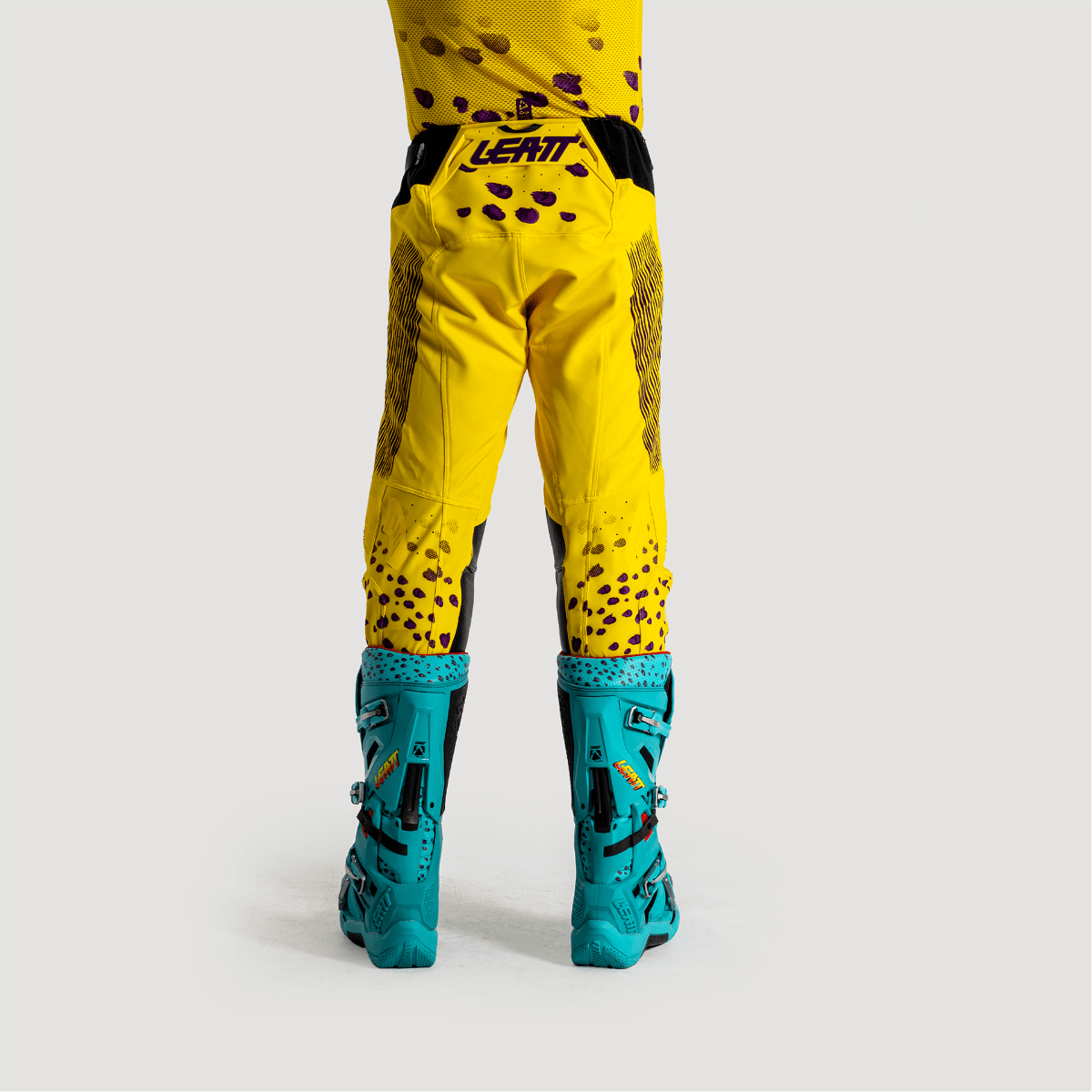 Leatt 5.5 Pants I.K.S (Internal Knee Brace System) V25 - MojoMotoSport.com