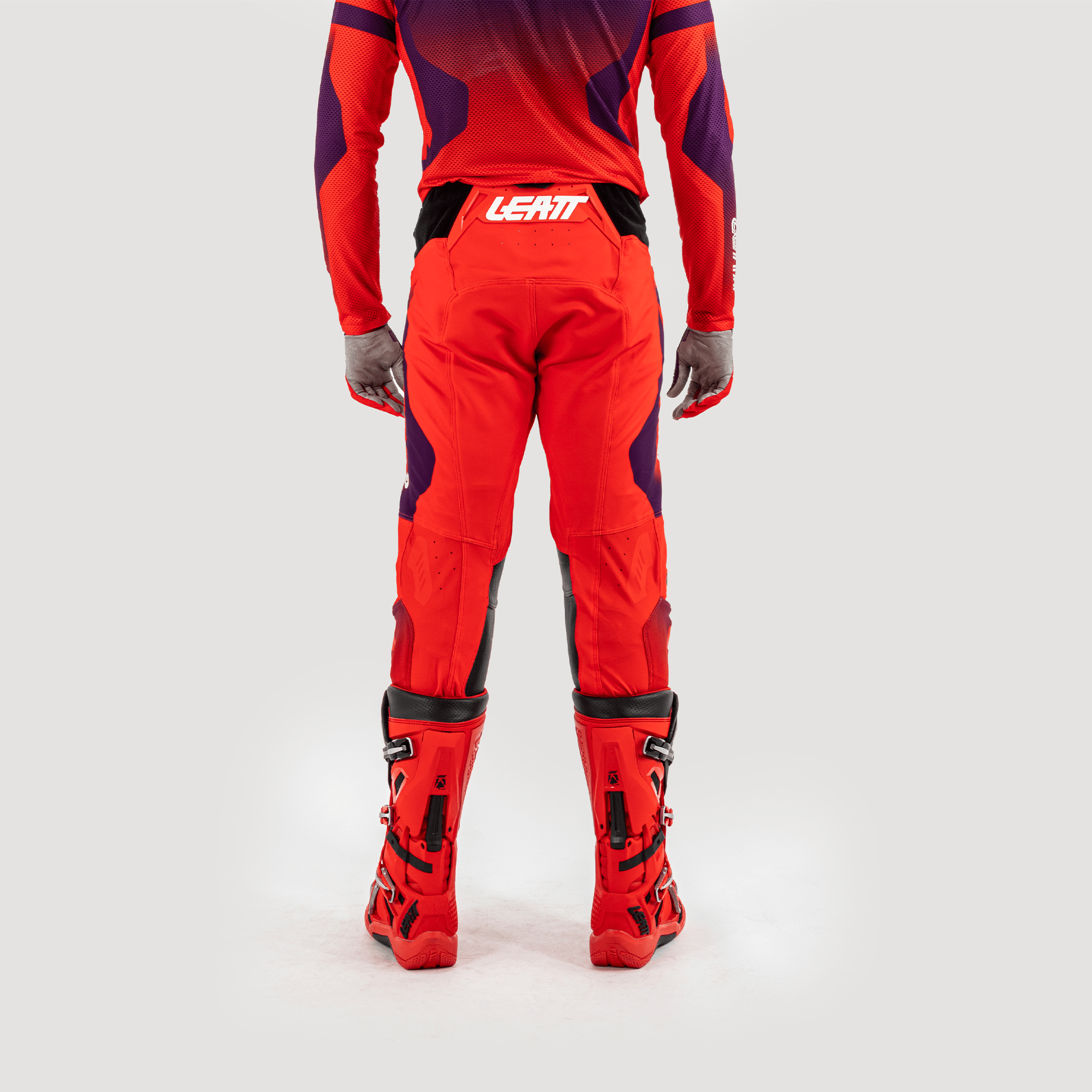 Leatt 5.5 Pants I.K.S (Internal Knee Brace System) V25 - MojoMotoSport.com
