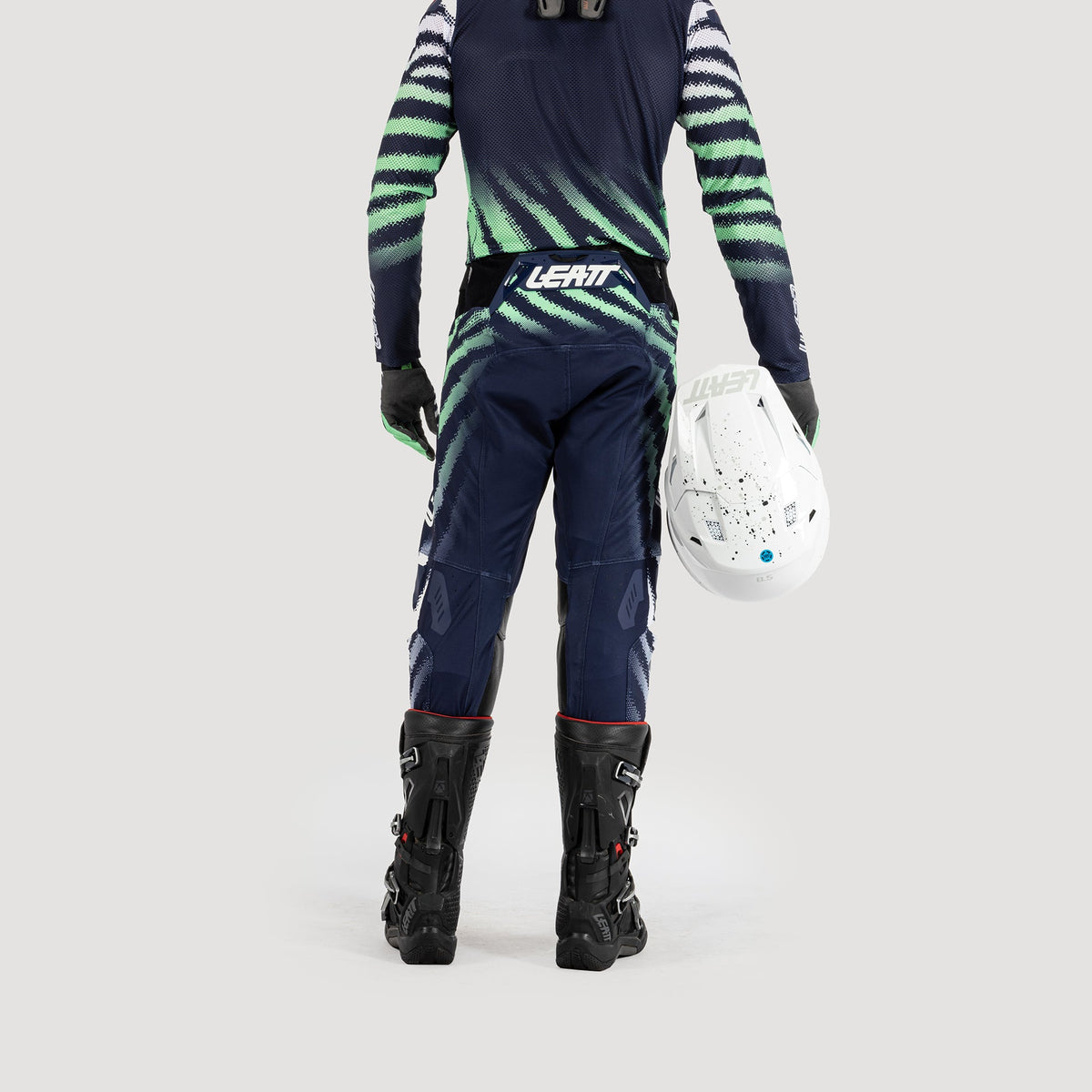 Leatt 5.5 Pants I.K.S (Internal Knee Brace System) V25 - MojoMotoSport.com