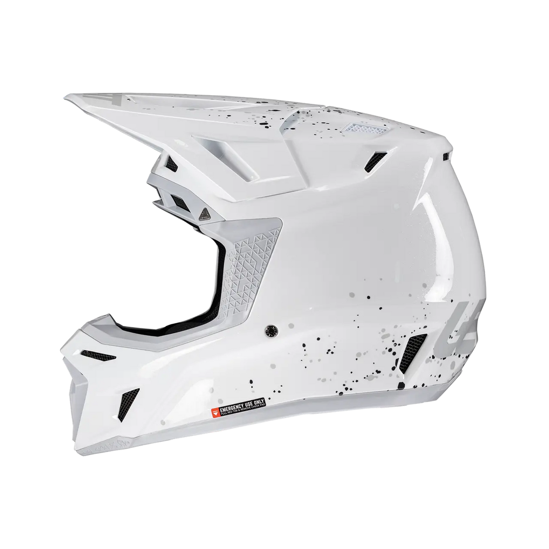 Leatt 8.5 Moto Composite Helmet Kit w/ 5.5 Goggles V25