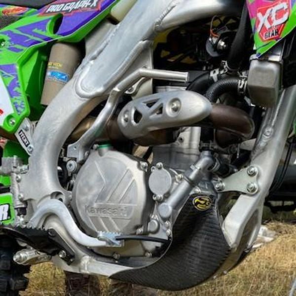 P3 Carbon Fiber Skid Plate For Kawasaki KX250F (19 - 20) | 306052 - MojoMotoSport.com