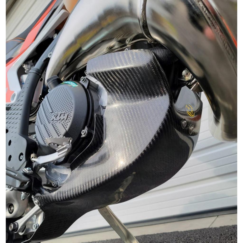 P3 Carbon Fiber Skid Plate For KTM/HUS | 301083 - MojoMotoSport.com