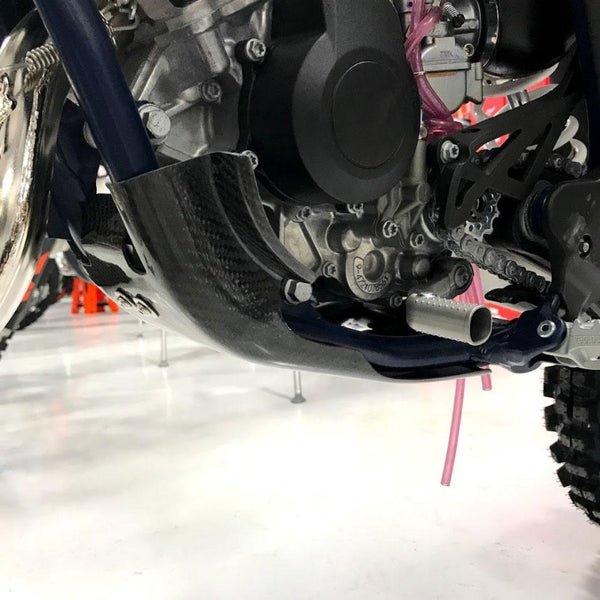 P3 Carbon Fiber Skid Plate For KTM/HUS/GasGas | 301031 - MojoMotoSport.com