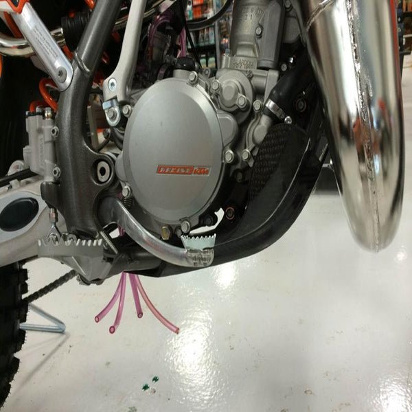 P3 Carbon Fiber Skid Plate KTM & HUS | 301030 - MojoMotoSport.com