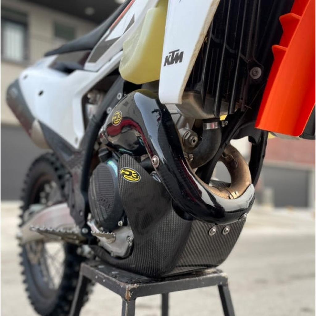 P3 Carbon Fiber Skid Plate KTM & HUS | 301090 - ORG - MojoMotoSport.com
