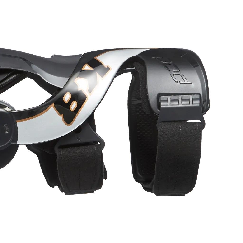 POD K8 2.0 Forged Carbon Knee Braces - MojoMotoSport.com