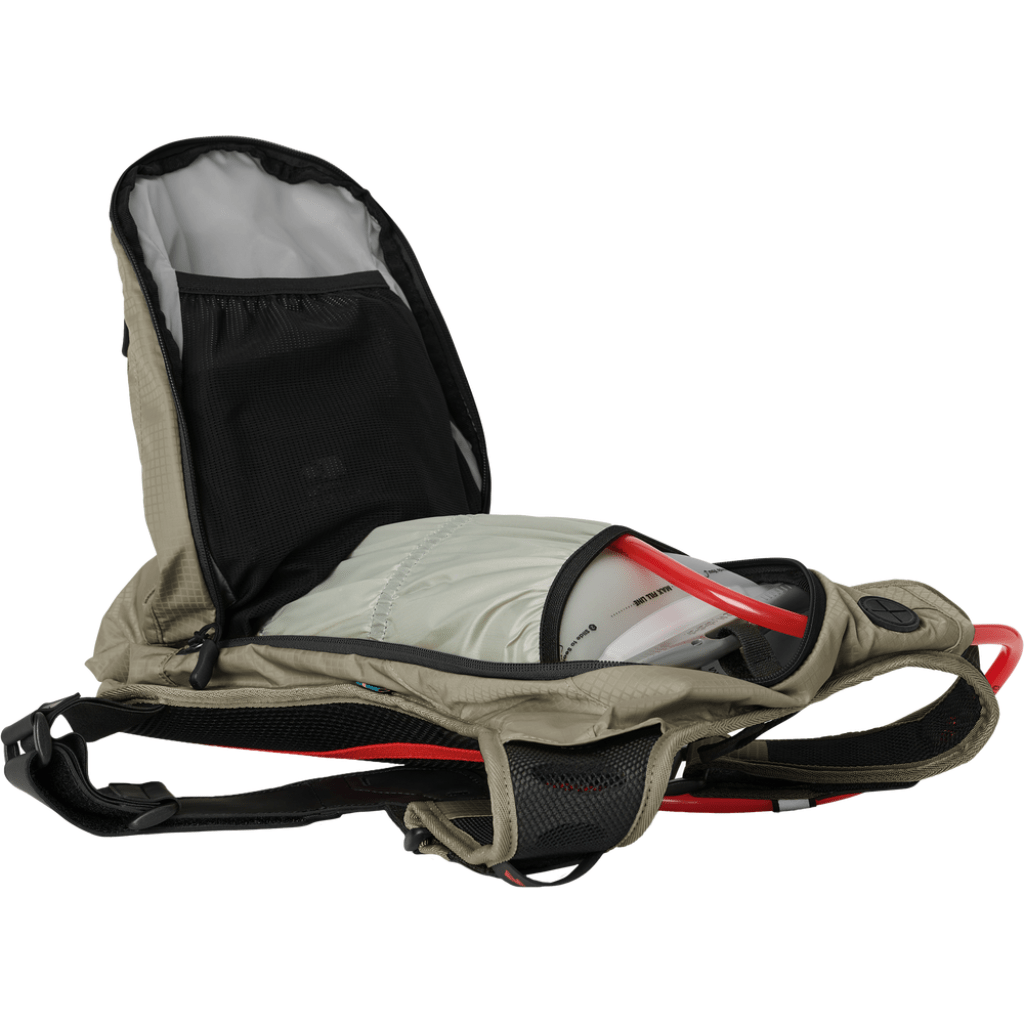 USWE Outlander 9L Moto Hydration Pack NDM 1.2 - MojoMotoSport.com