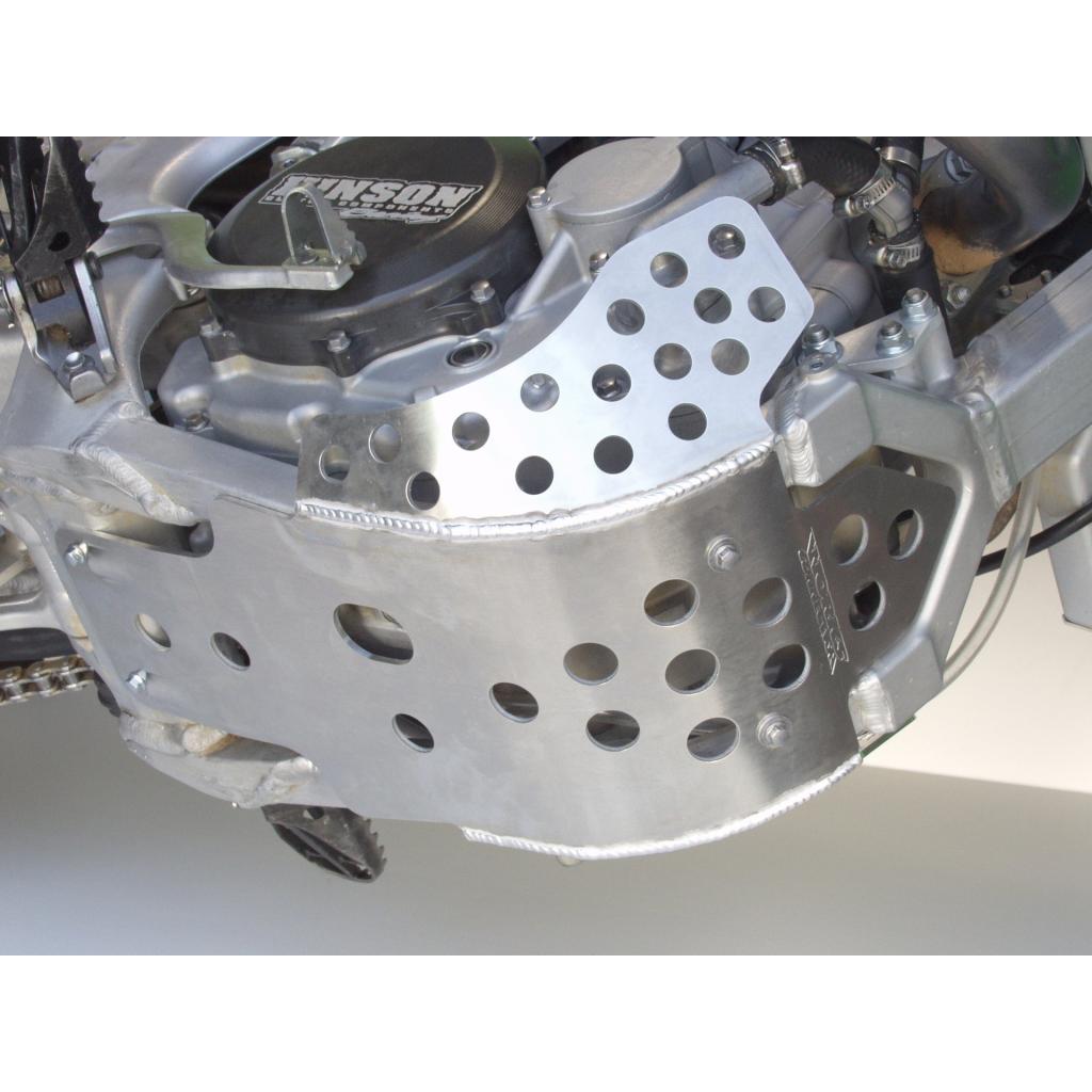 Werksanschluss – Kawasaki – vollflächiger Aluminium-Unterfahrschutz – 10-697