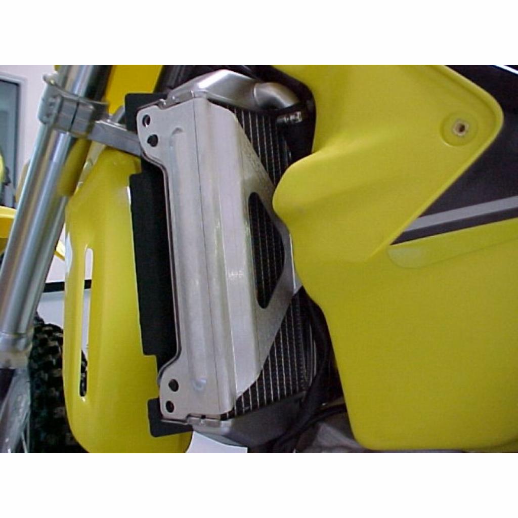 Works Connection - Suzuki - Radiator Braces - 18-001