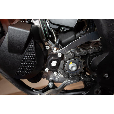 Enduro Engineering Clutch Cylinder Guard KTM/HUS 125 ('23) | 13 - 1223 - MojoMotoSport.com