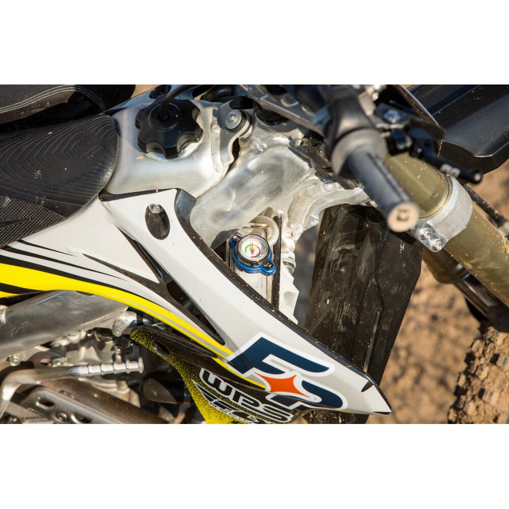 FIRE POWER RADIATOR CAP W/ TEMPERATURE GAUGE - MojoMotoSport.com