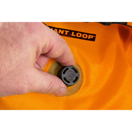 Giant Loop Coyote Saddlebag | CSB20 - MojoMotoSport.com