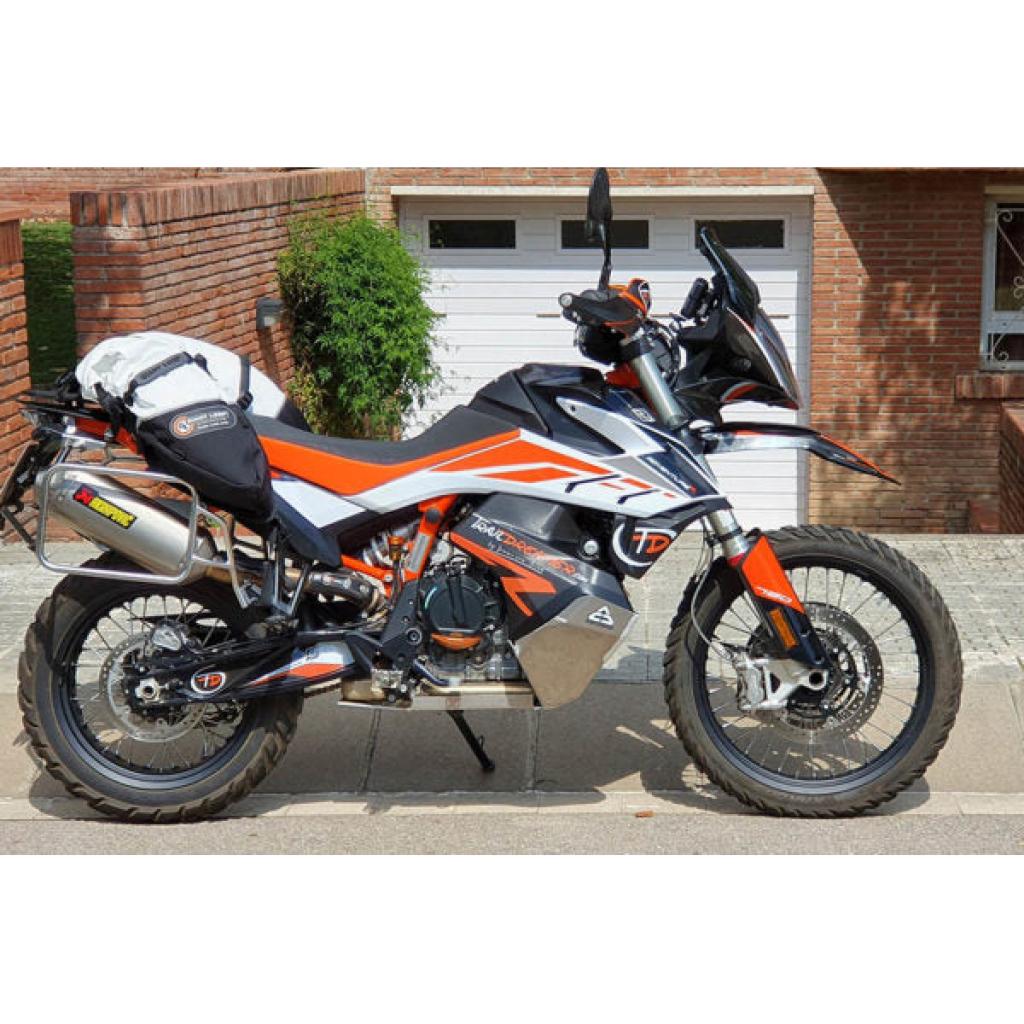 Giant Loop Coyote Saddlebag | CSB20 - MojoMotoSport.com