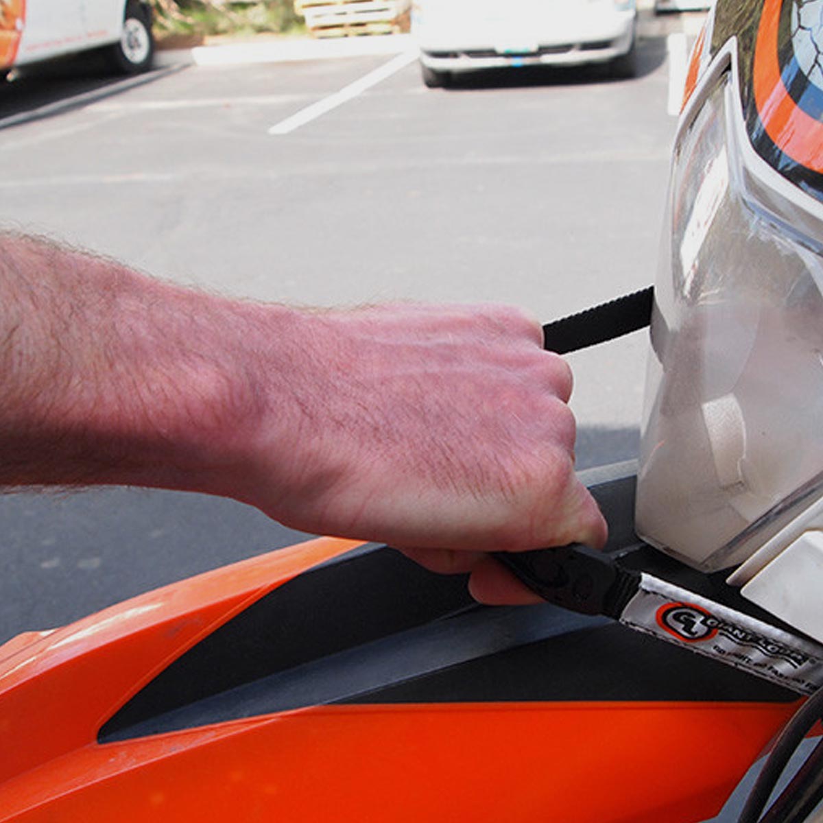 Giant Loop Lift Strap | LIFT22 - MojoMotoSport.com