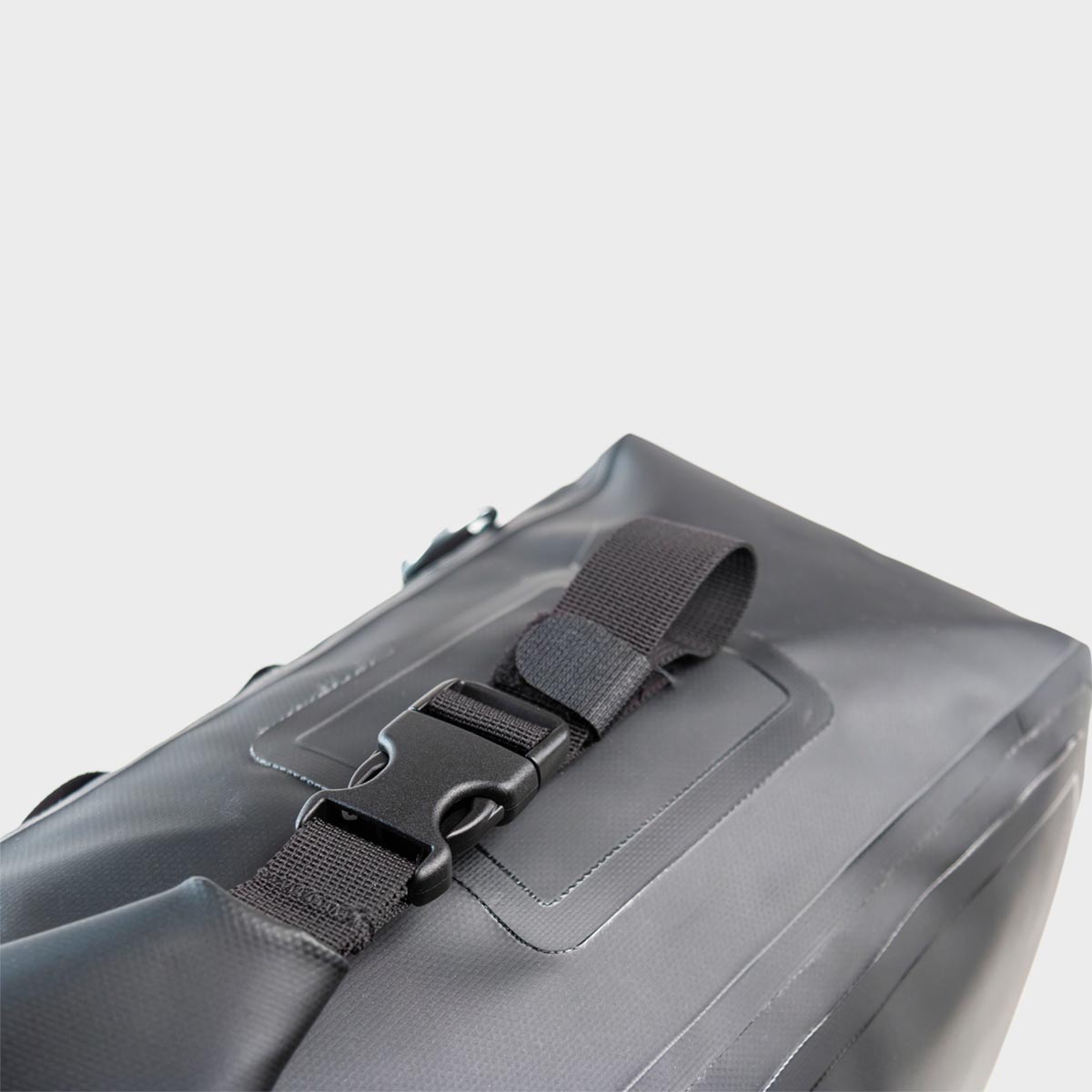 Giant Loop Revelstoke 16L Dry Bag | RTL20 - MojoMotoSport.com