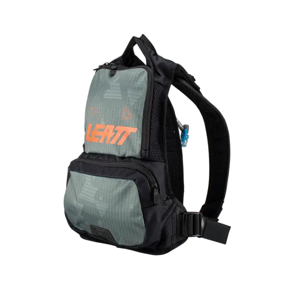 Leatt Hydration Moto Race 1.5 HandsFree V23 - MojoMotoSport.com