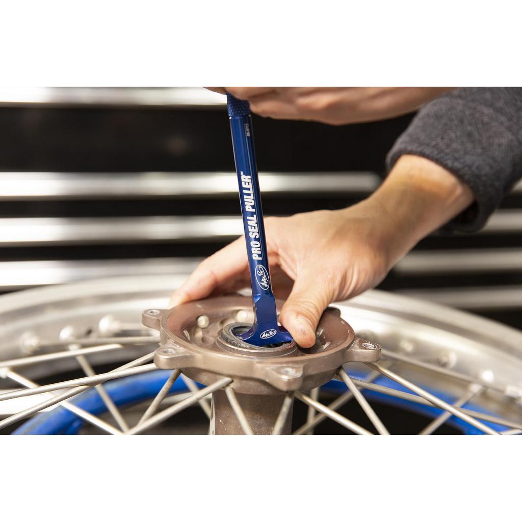 Motion Pro Pro Seal Puller | 08 - 0712 - MojoMotoSport.com