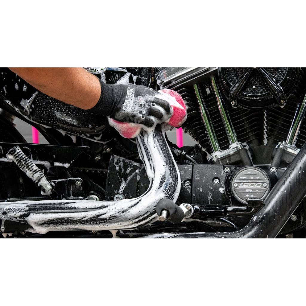 Muc - Off Expanding Pink Sponge | 300 - MojoMotoSport.com