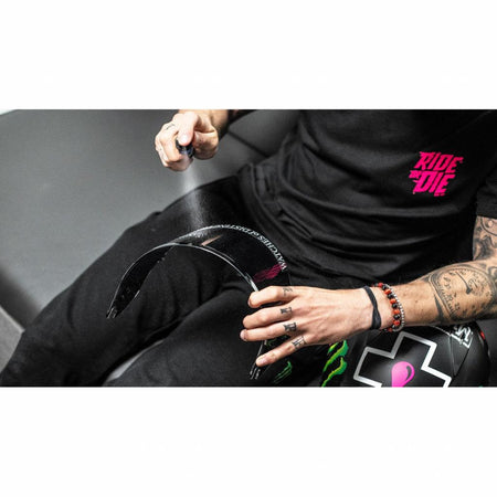 Muc - Off Helmet Visor & Goggle Cleaner | 212 - MojoMotoSport.com