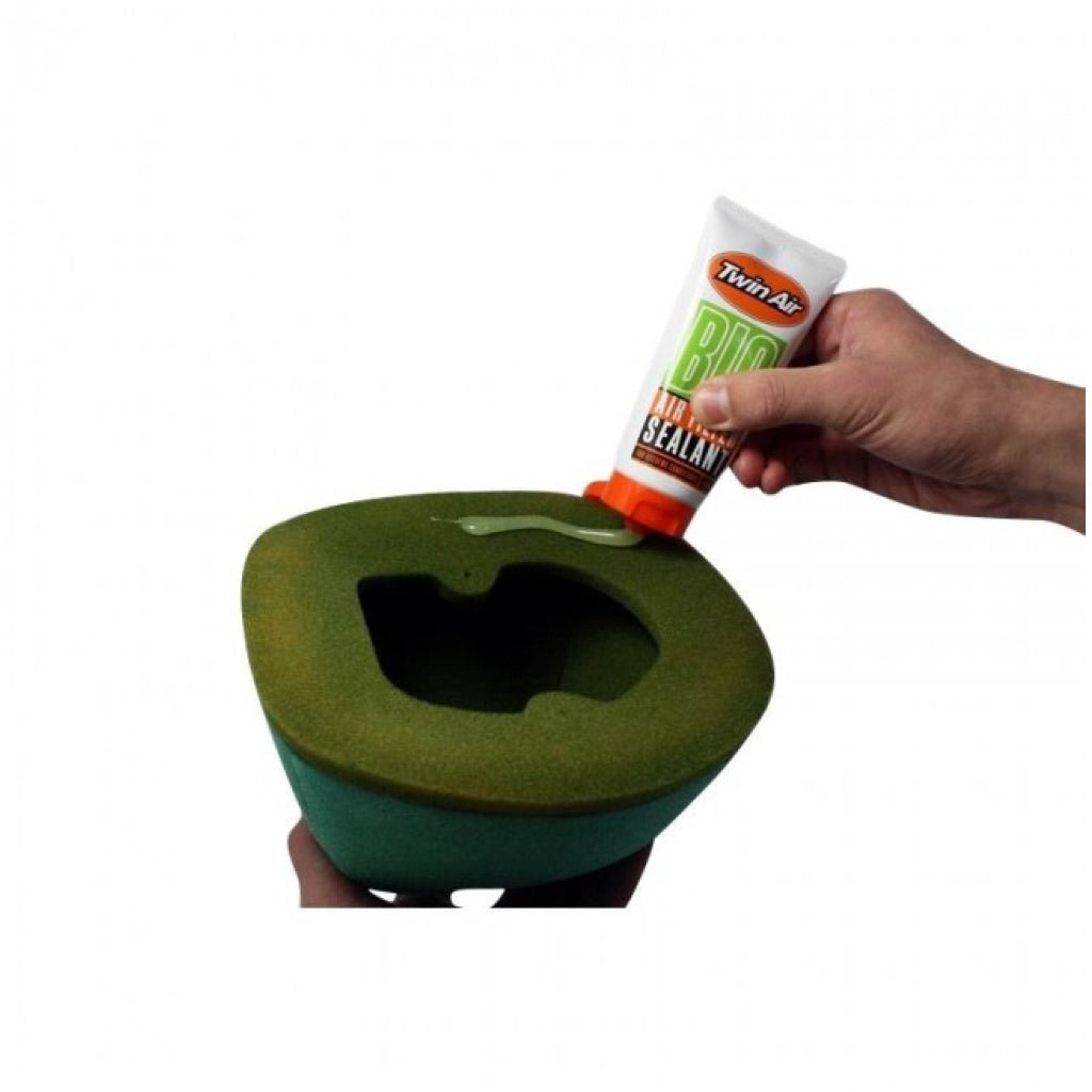 Twin Air Bio Oil/Cleaner | 159030 - MojoMotoSport.com